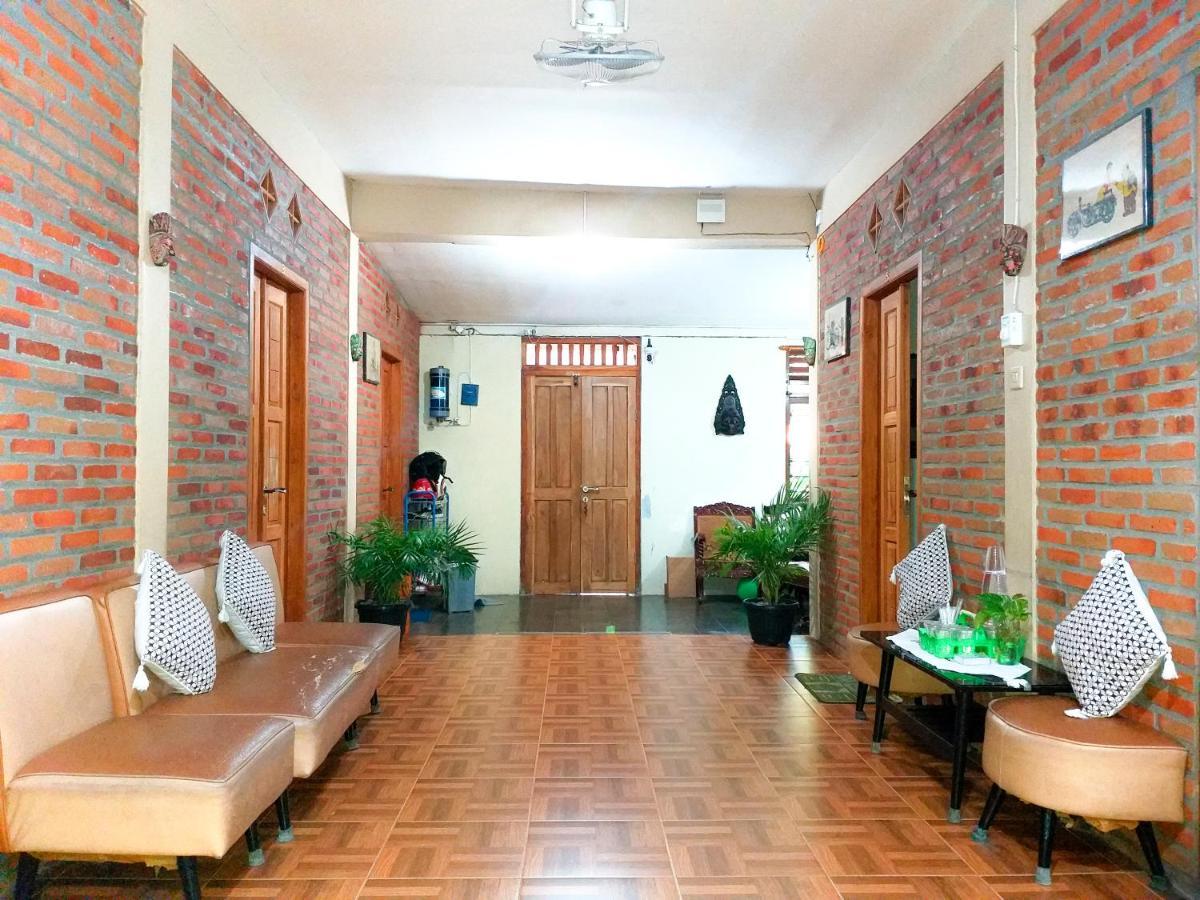 Ngampilan Backpacker Hostel Yogyakarta Kültér fotó
