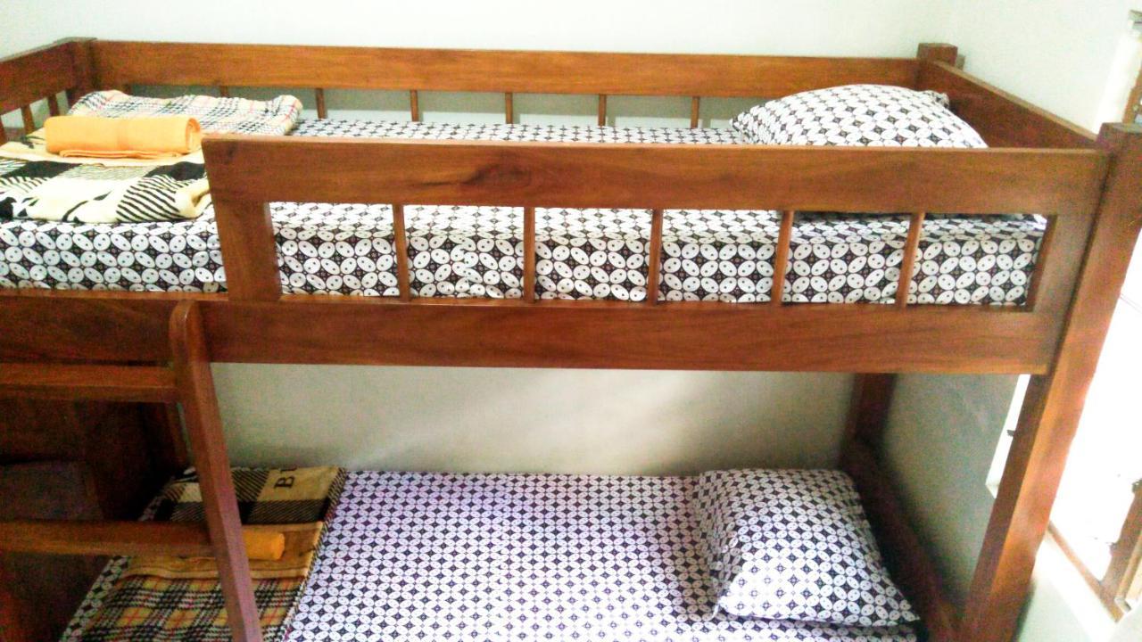 Ngampilan Backpacker Hostel Yogyakarta Kültér fotó