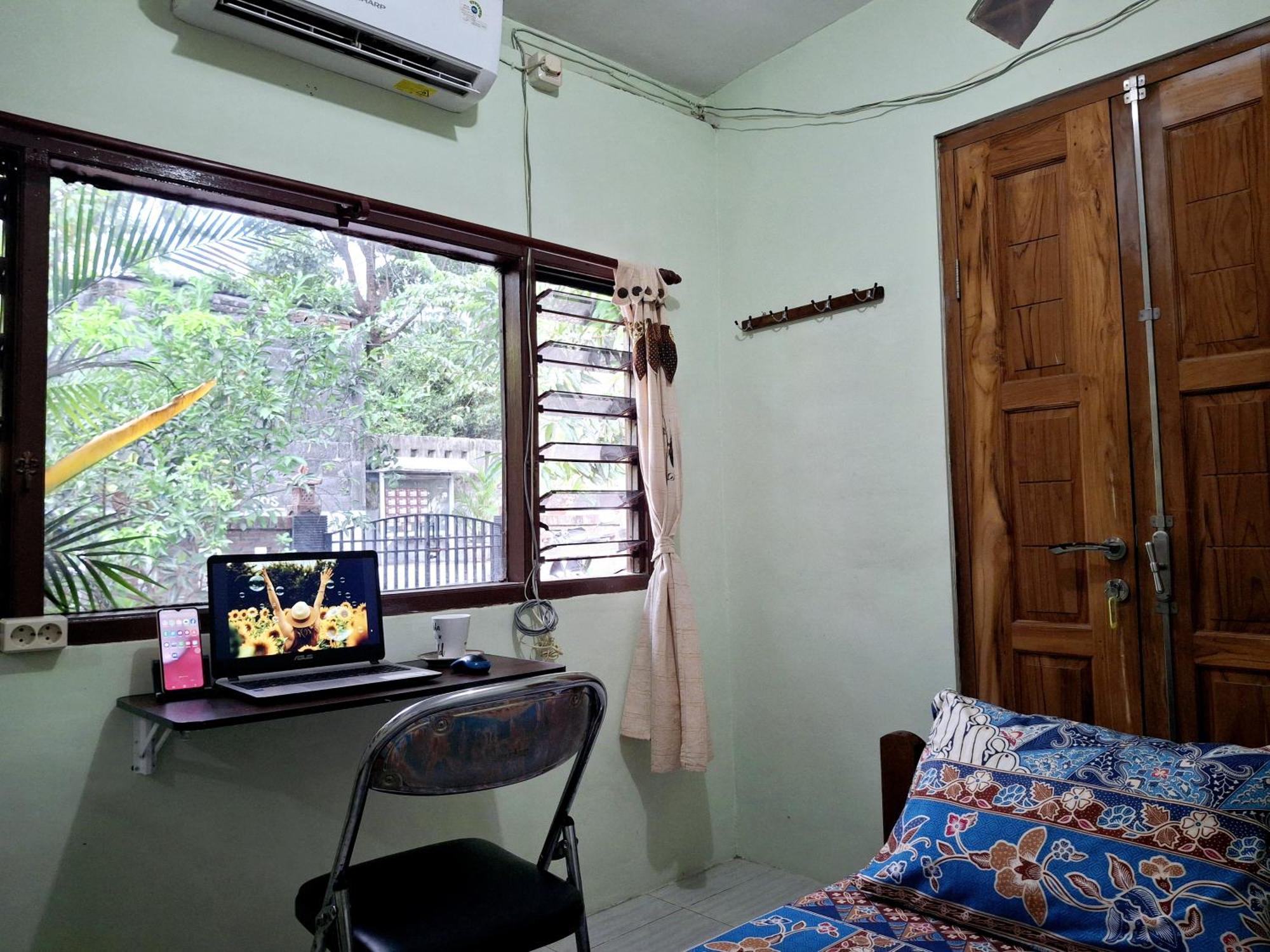 Ngampilan Backpacker Hostel Yogyakarta Kültér fotó