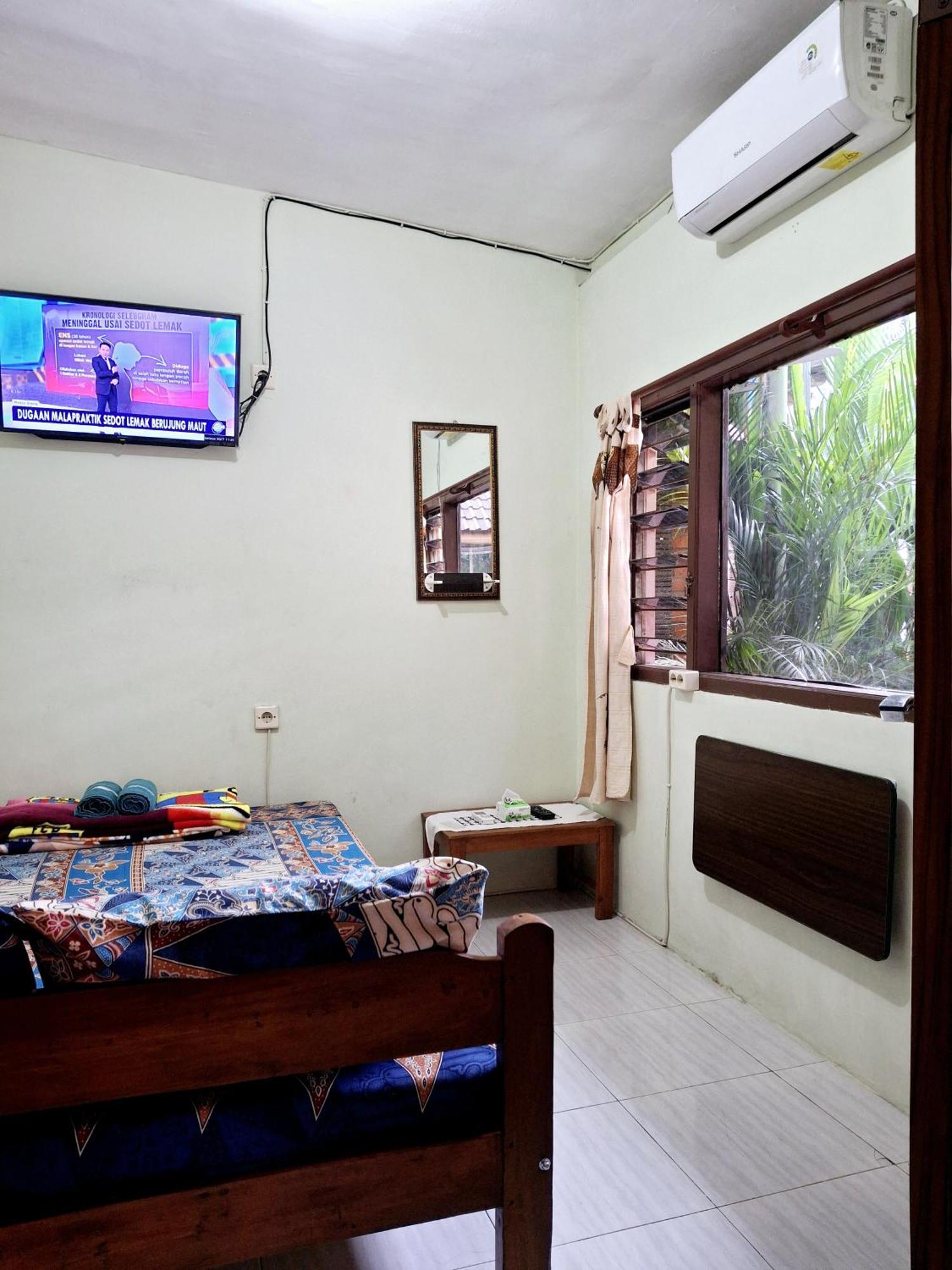 Ngampilan Backpacker Hostel Yogyakarta Kültér fotó